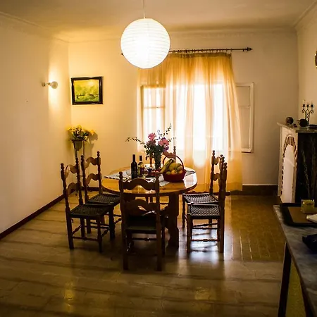 度假居 Agathi House *