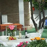 Дом отдыха Agathi House